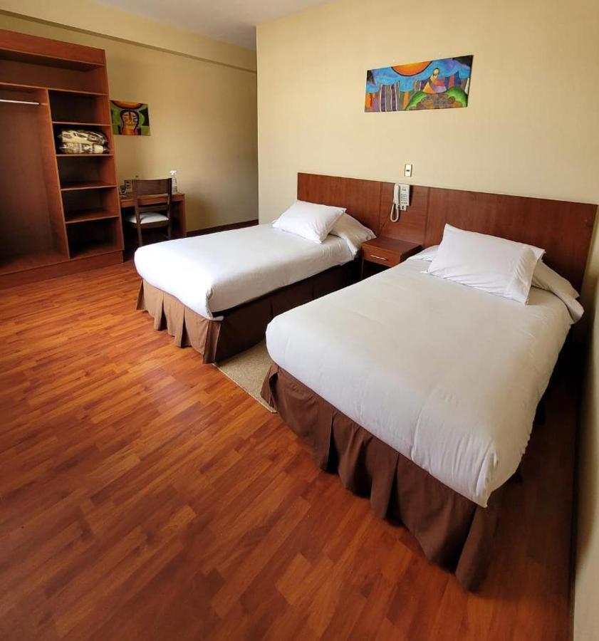 Hotel Madrid La Paz Esterno foto